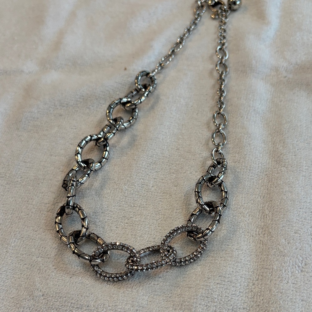 Elegant Silver Chain and Crystal Necklace